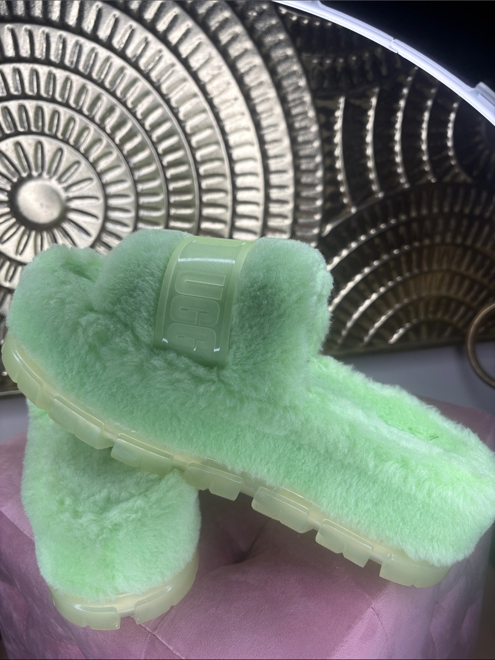 UGG Fluffita Green & Clear (New!) SIZE 10 - Picture 5 of 5